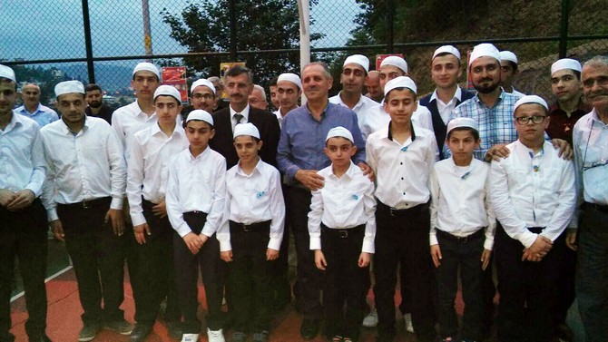 zavendikli-mustafa-yildiz-hoca-efendi-kur’an-kurslari-iftar-programi-(7).jpg