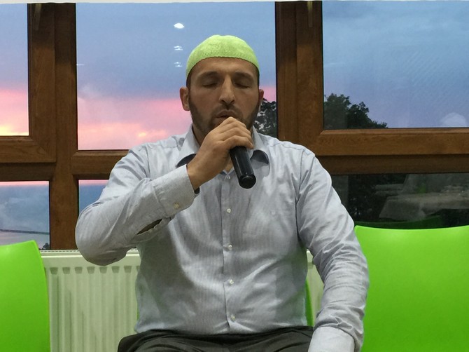 zavendikli-mustafa-yildiz-hocaefendi-kuran-kurslari-iftar-programi-(13).jpg