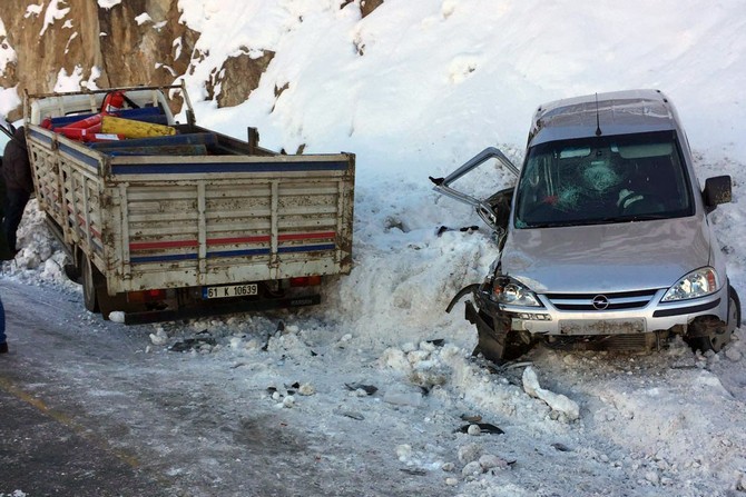 zigana-dagi’nda-kaza-1-olu,-2-yarali-(2).jpg